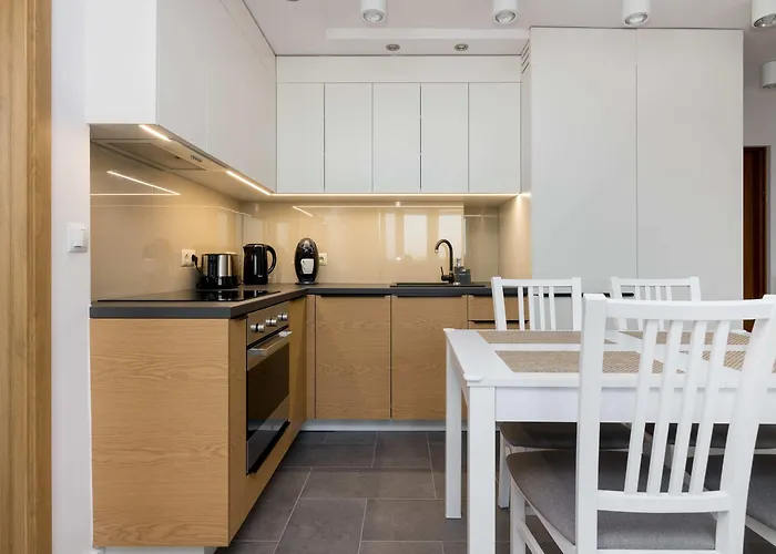 Apartment Ochota Homely By Bookinghost