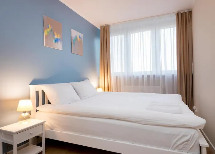 Apartment Ochota Homely By Bookinghost