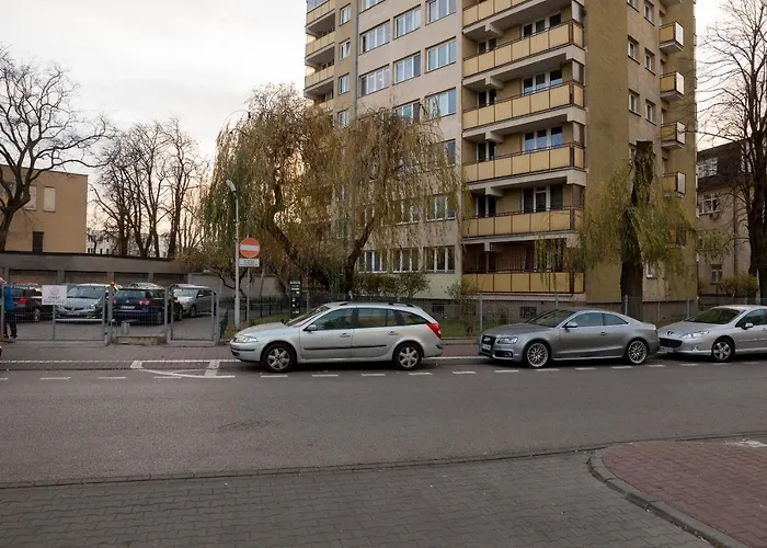 Apartment Ochota Homely By Bookinghost