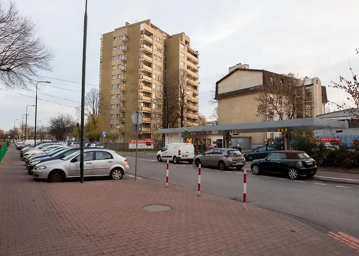 Ochota Homely By Bookinghost