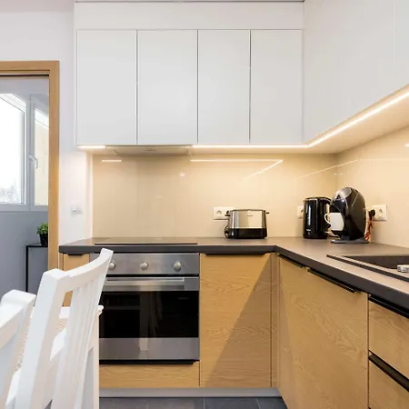 Appartement Ochota Homely By Bookinghost